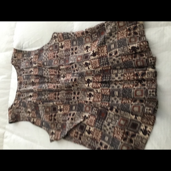 Vest - Picture 4 of 4